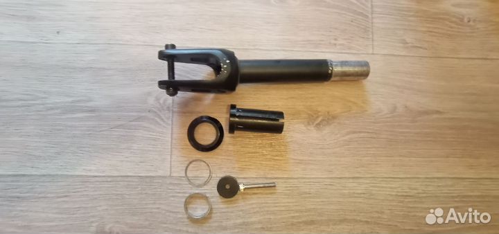 Вилка и рулевая система HIC