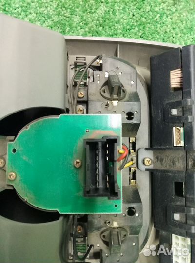 Плафон салонный Kia Sorento (BL) 2002-2006