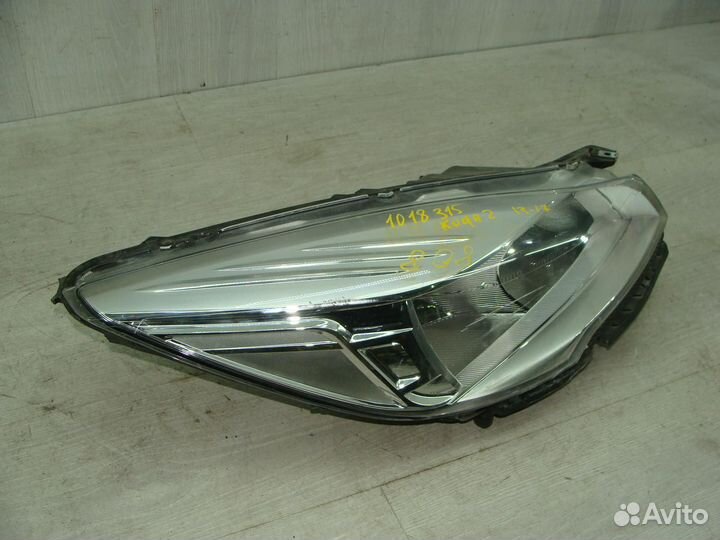 Фара правая Ford Kuga