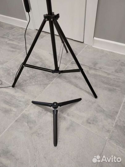 Кольцевая светодиодная лампа 26 см без штатива