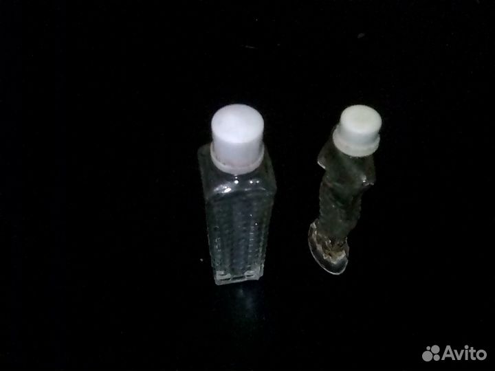 Стеклянные флаконы от духов СССР