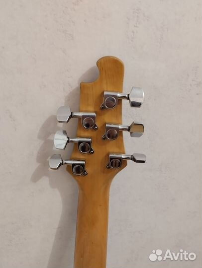 Электрогитара zombie V - 165 Superstrat