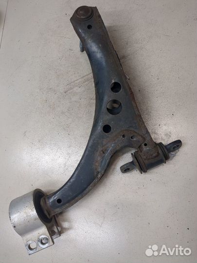 Рычаг подвески правый передний Chevrolet Volt, 2017