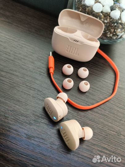 Наушники TWS JBL Tune 130TWS бежевый