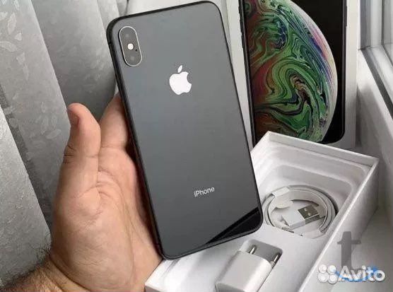 iPhone Xs Max, 64 ГБ