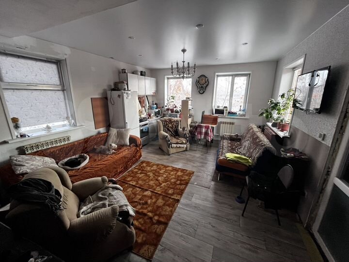 Коттедж 350 м² на участке 8,3 сот.