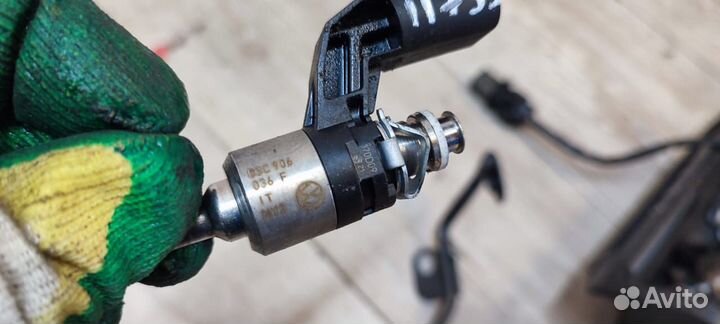 Форсунка топливная Volkswagen 1.4 tfsi