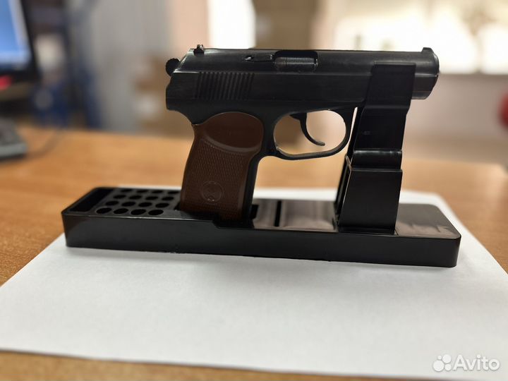 Подставка под пистолет