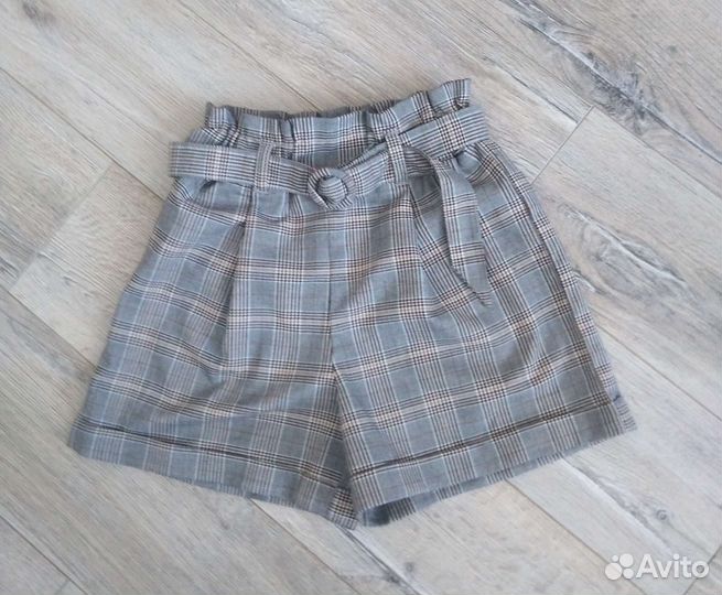 Шорты клетчатые для девочки Gloria Jeans