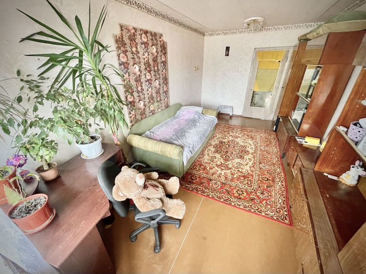 2-к. квартира, 52 м², 3/5 эт.