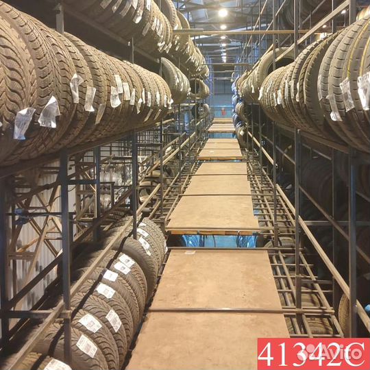 Nexen N'Priz AH8 215/55 R17 89L