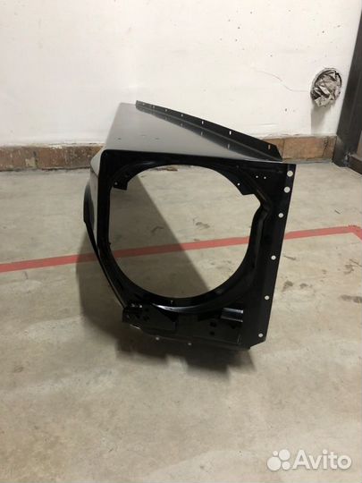 Крыло правое Mercedes-Benz G W463