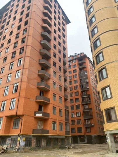 2-к. квартира, 80 м², 12/15 эт.
