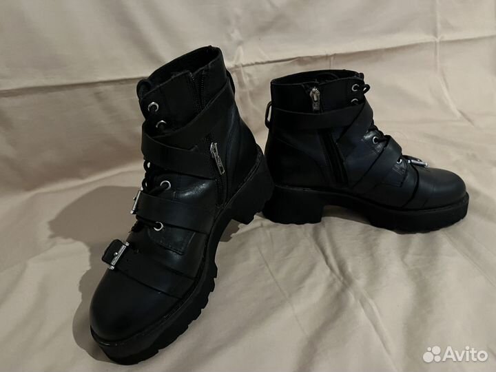 Ботинки женские ASH