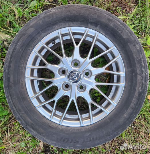 Bridgestone Turanza T001 215/60 R16