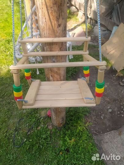 Детская качель подвесная