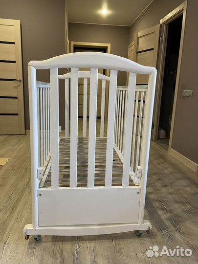 Кроватка детская