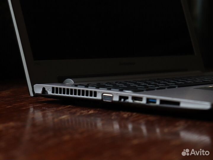 Ноутбук Lenovo