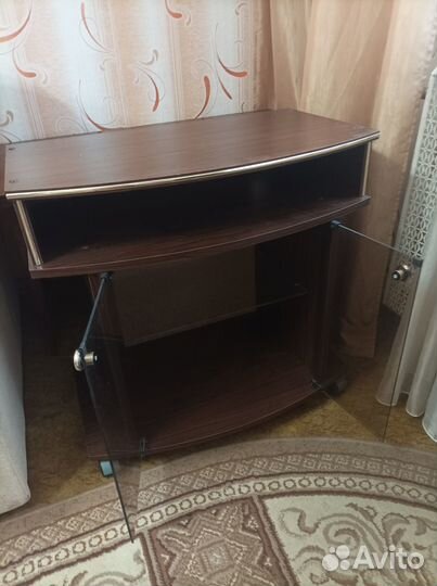 Тумба под телевизор