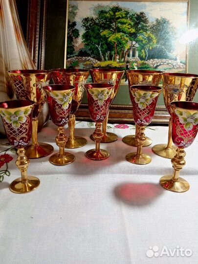 Посуда из Богемского стекла со смальтой