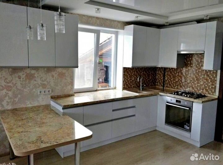 Кухонный гарнитур новый