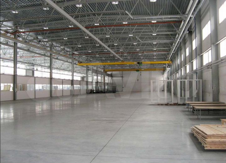 Тёплый склад на пандусе, 2000 м²