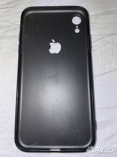Чехлы на iPhone xr