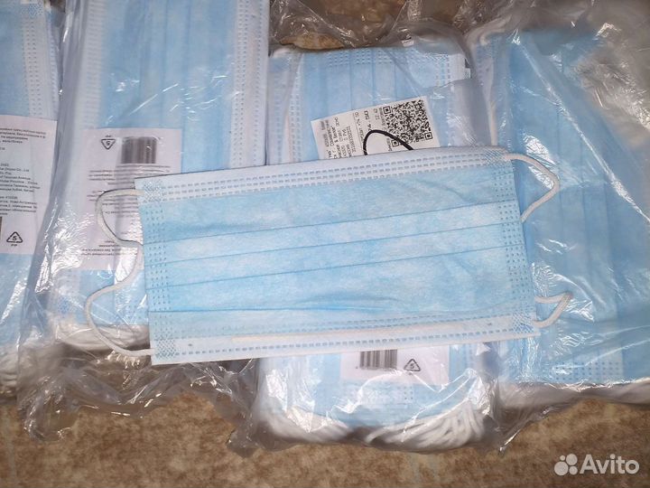 Маска одноразовая медицинская