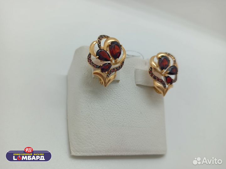 Золотые серьги 585