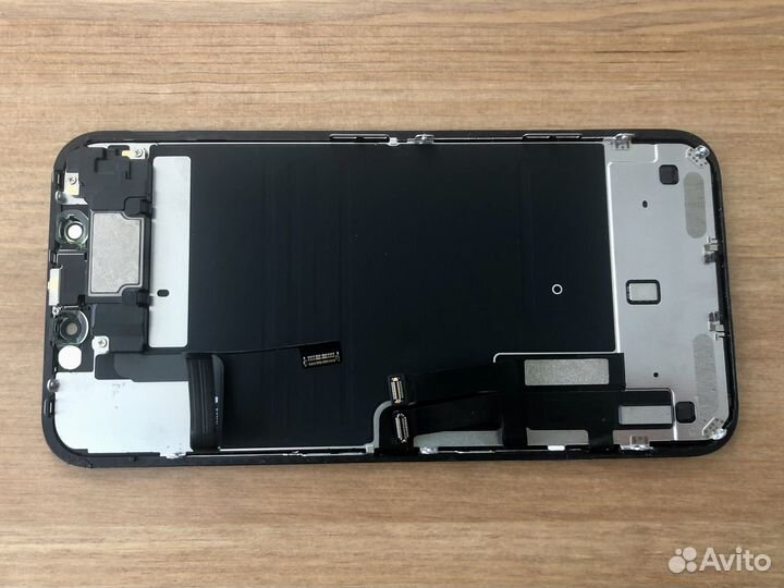 Дисплей на iPhone 11