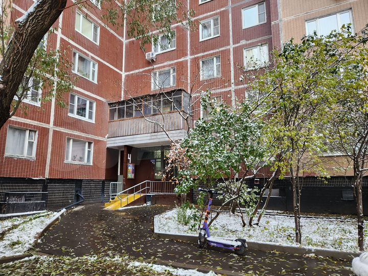 Комната 16 м² в 4-к., 1/14 эт.