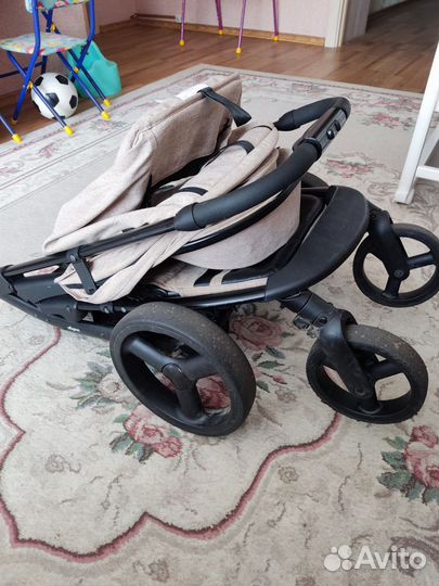 Прогулочная коляска бу