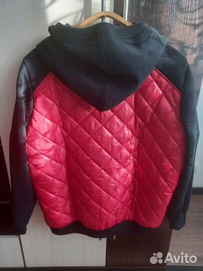 Куртка-бомбер женский новый