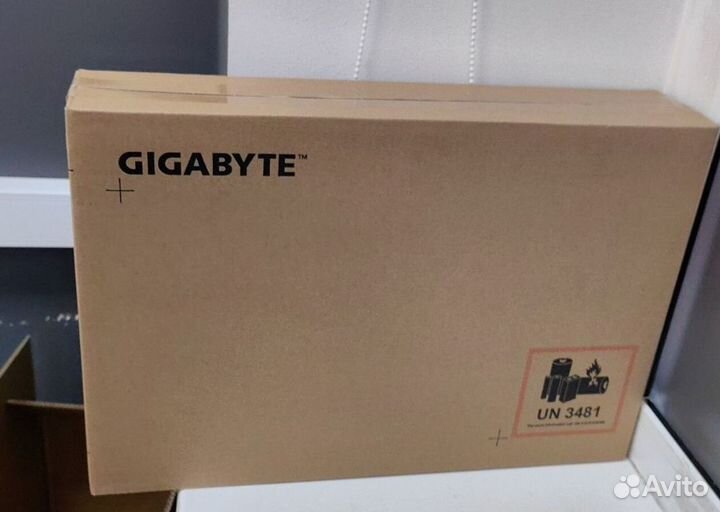 Ноутбук игровой gigabyte G7 MF MF-E2KZ213SD