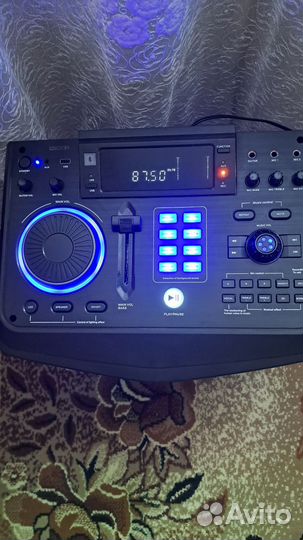 Музыкальная колонка с блютузом