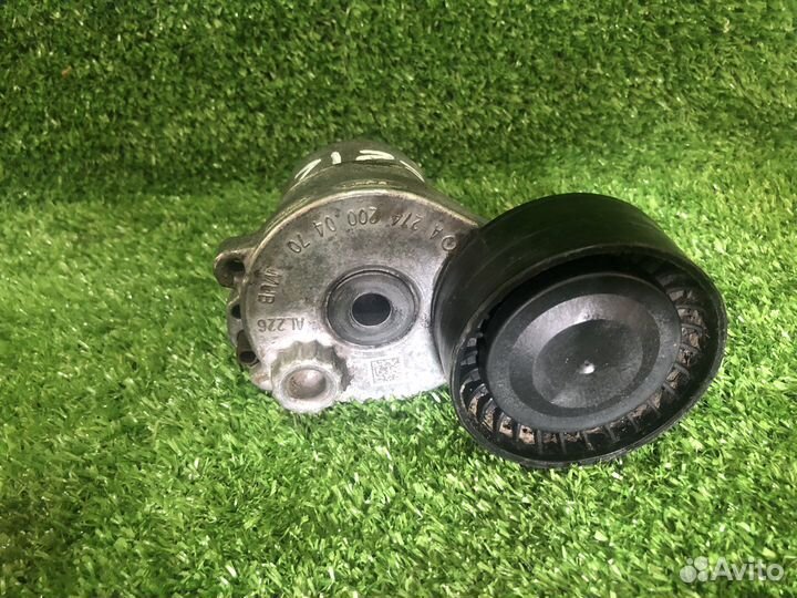 Натяжитель ремня Mercedes W212 M274 A2742000470