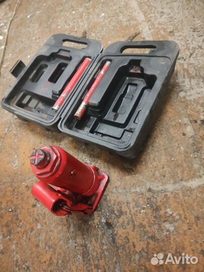 Домкрат гидравлический бу