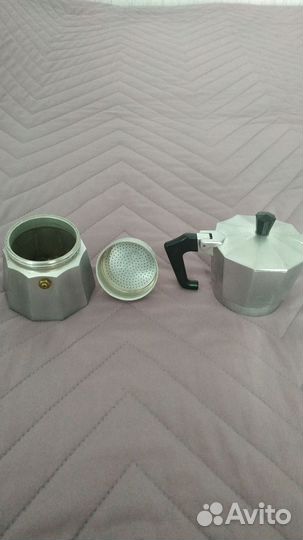 Гейзерная кофеварка