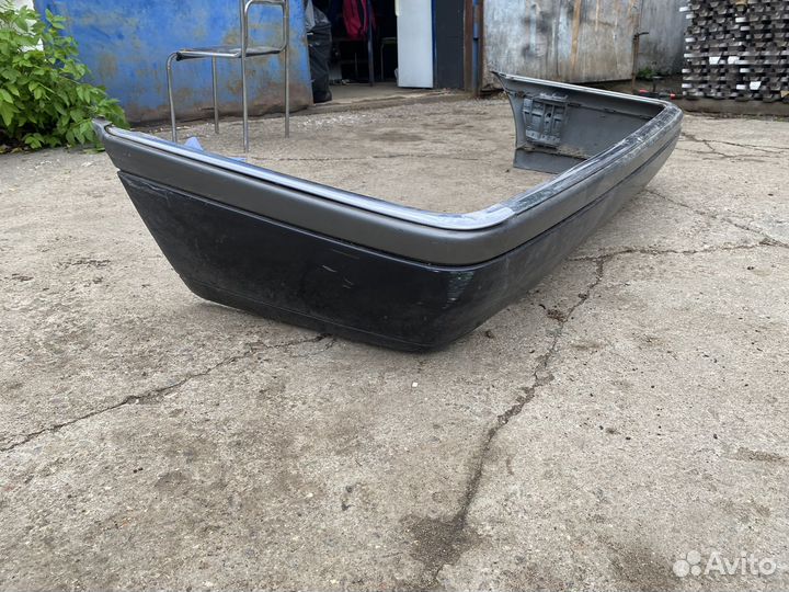 Бампер задний mercedes w202