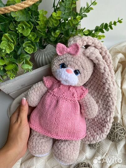 Плюшевый зайка ручной работы