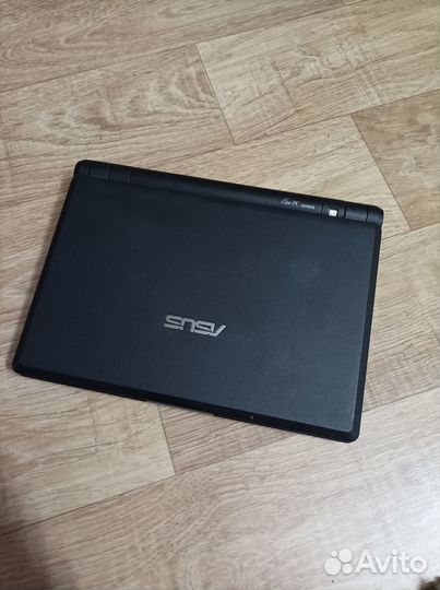 Нетбук asus 700