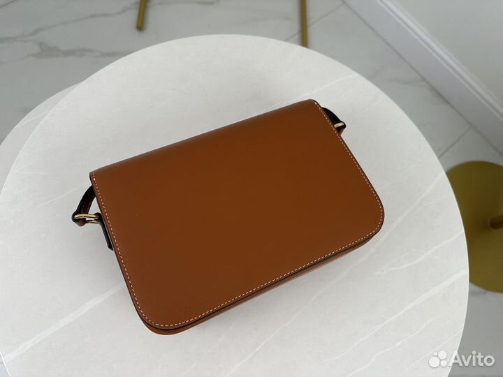 Сумка Celine triomphe medium