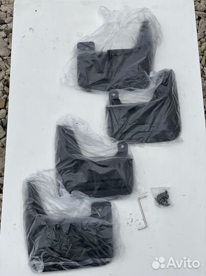 Брызговики Hyundai H-1 Starex 2007- 2013