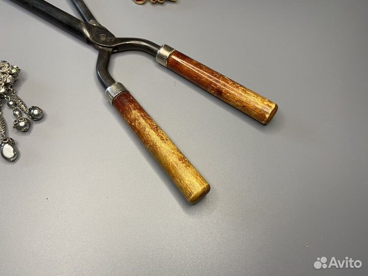 Винтажные щипцы для завивки волос и броши СССР