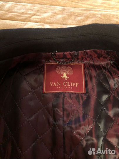 Полупальто мужское Van Cliff