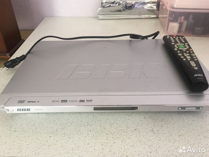 DVD плеер BBK DV317SI