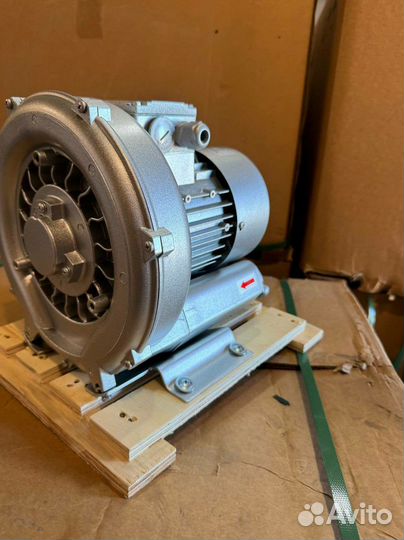 Вихревая воздуходувка