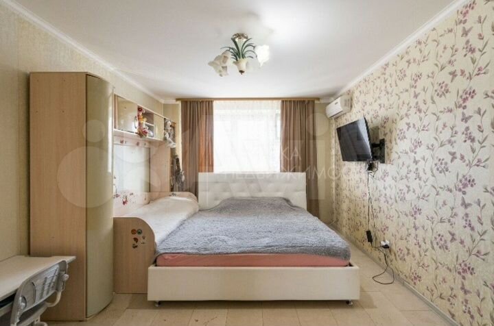 2-к. квартира, 64 м², 2/14 эт.
