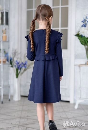 Платье для девочки 146