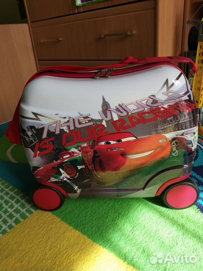 Детский чемодан